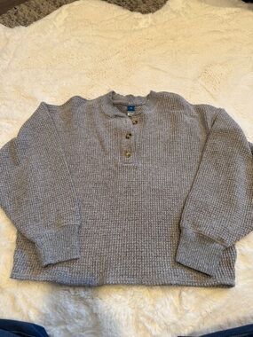 Classic Women’s Henley Knit Sweater in Heather Gray